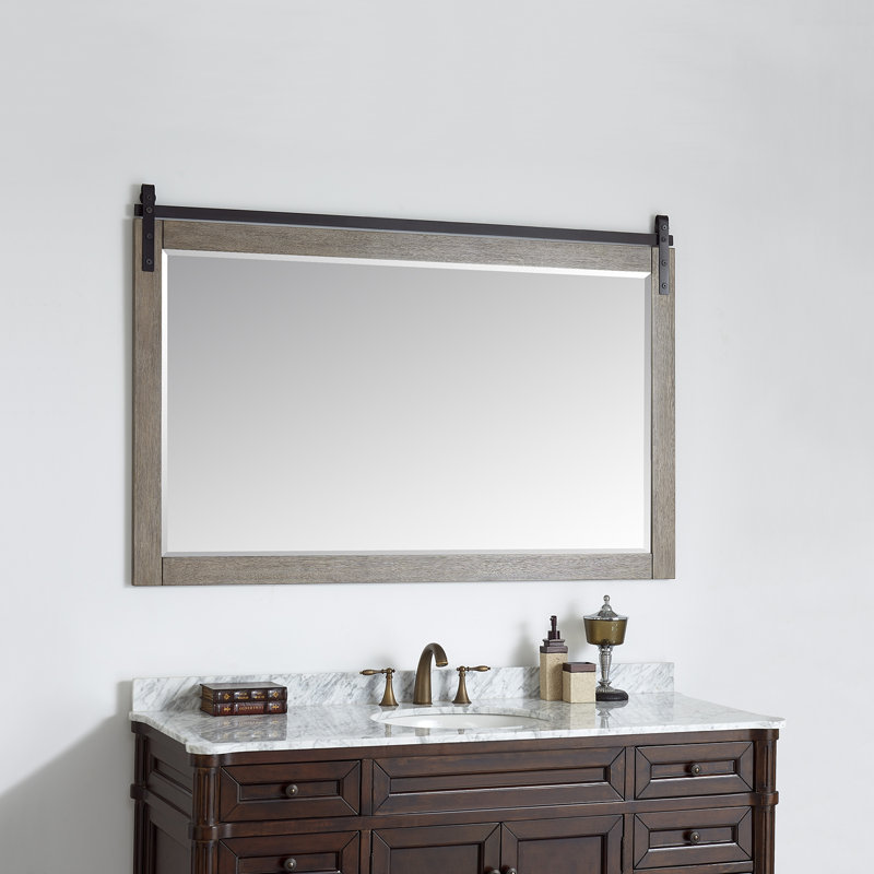 Miroir de salle de bain mural Karamfila, Gris classique, 39,4 po x 60 po