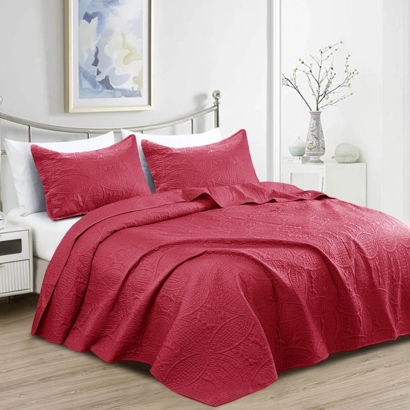 Reversible Bedspread All Season Comfort - Oversized  3 Piece Quilt Set - Lightweight Microfiber Bed Cover Quilt, Crimson Red
