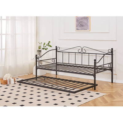 Beazley Daybed with Trundle Bed