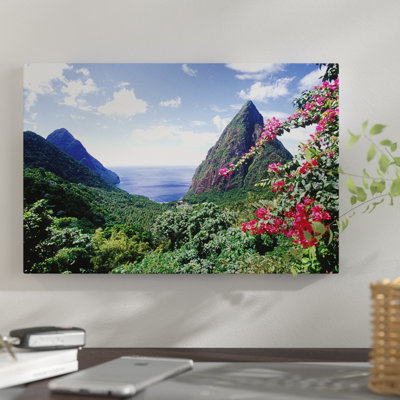 «Coastal Landscape, Pitons Bay, Sainte-Lucie», reproduction de photo sur toile