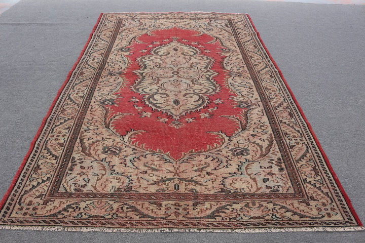 Large Turkish Rug in Red Ideal For Bedroom Or Living Room With Cool Vintage Style