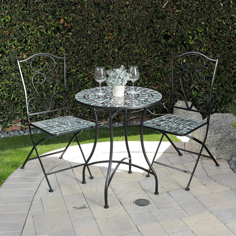 Bannockburn 2 - Person Patio Dining Set with Round Table