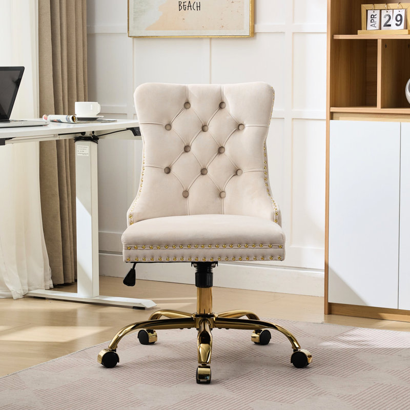Fauteuil pivotant beige en velours de style américain Meghan, Beige