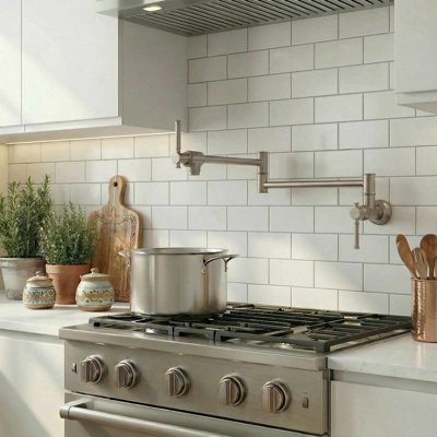 Robinet de cuisine mural moderne
