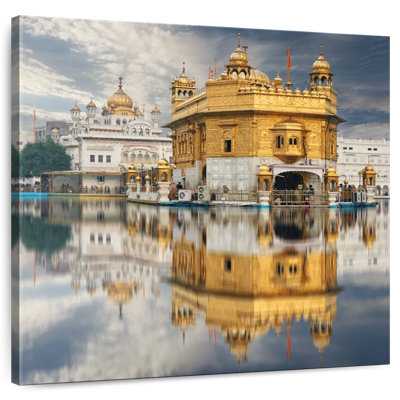 Nicci Golden Temple In India