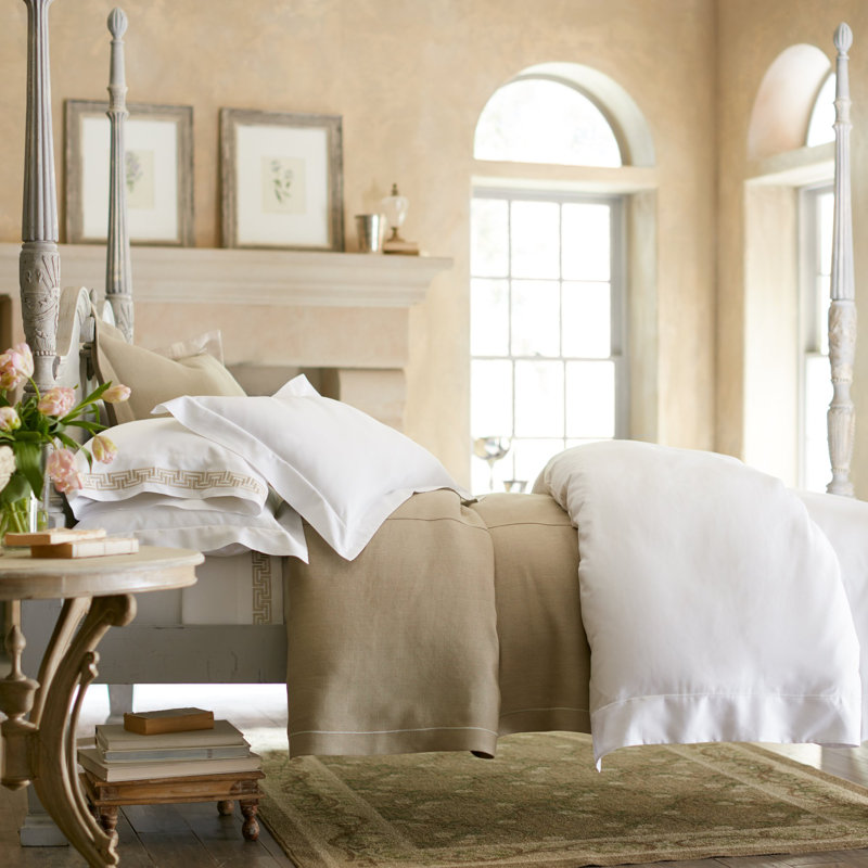 Soprano 100% Cotton Buttons Sham, King, Ivory