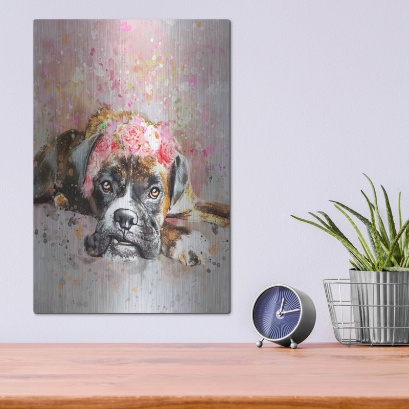 «Flower Crown Boxer» par Furbaby Affiliates, H 16 po x l 12 po