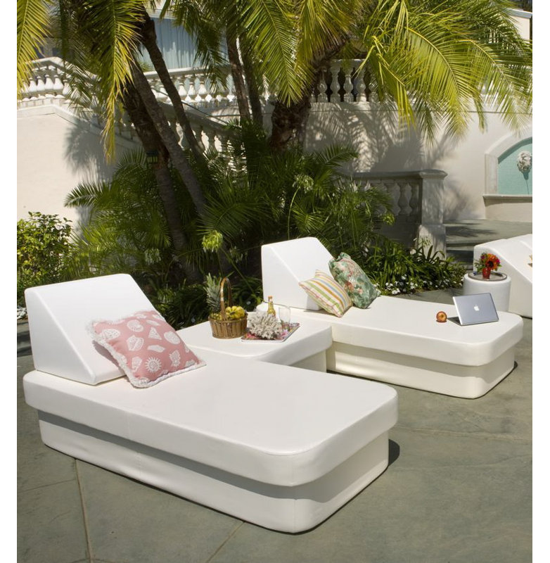 Cot Resort Outdoor Chaise Lounge, Chill White