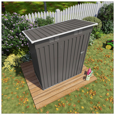 Remise de rangement extérieure compacte en métal avec toit incliné et porte verrouillable pour le jardin, la cour et le patio