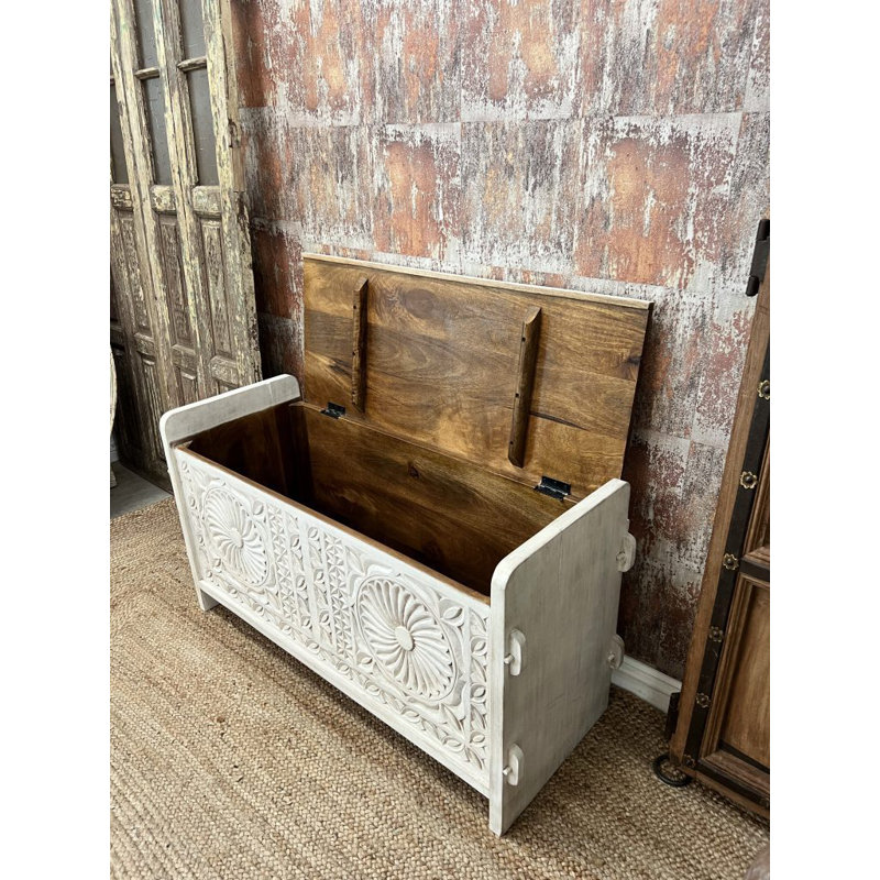 Ahria Accent Trunk