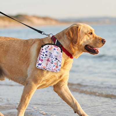 Portable Dog Reward Pouch, Convenient Pet Training Snack Carrier, Ideal For Travel Or Outdoor Use, Lightweight Dispenser With Floral White Design