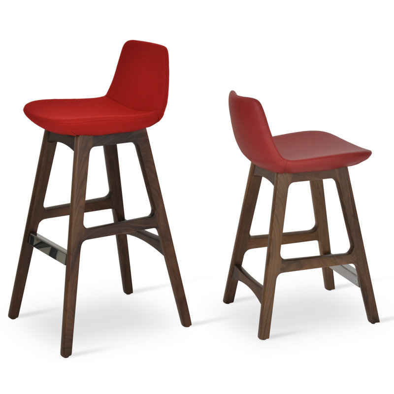 Tabouret de bar et de comptoir Pera, Noyer américain, PPM - vert, Tabouret de comptoir (assise de 24 po de hauteur)