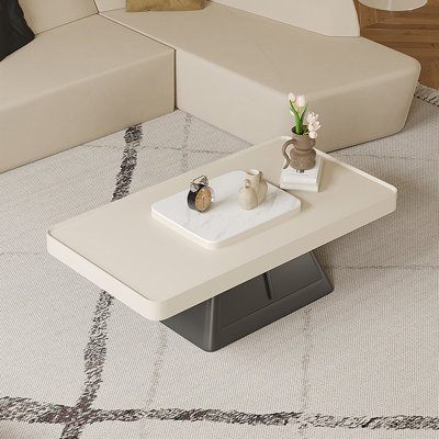 Table basse moderne et minimaliste