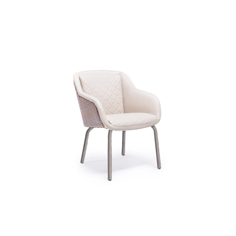 Chaise de patio avec coussin