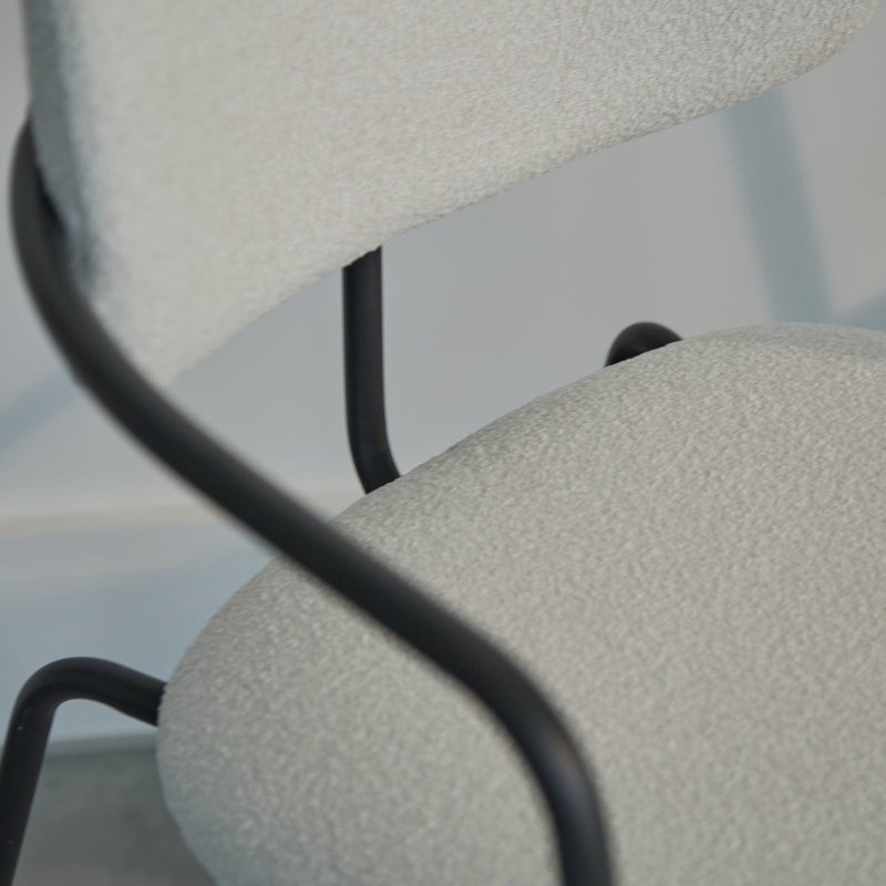 48cm H Metal Armchair in Beige