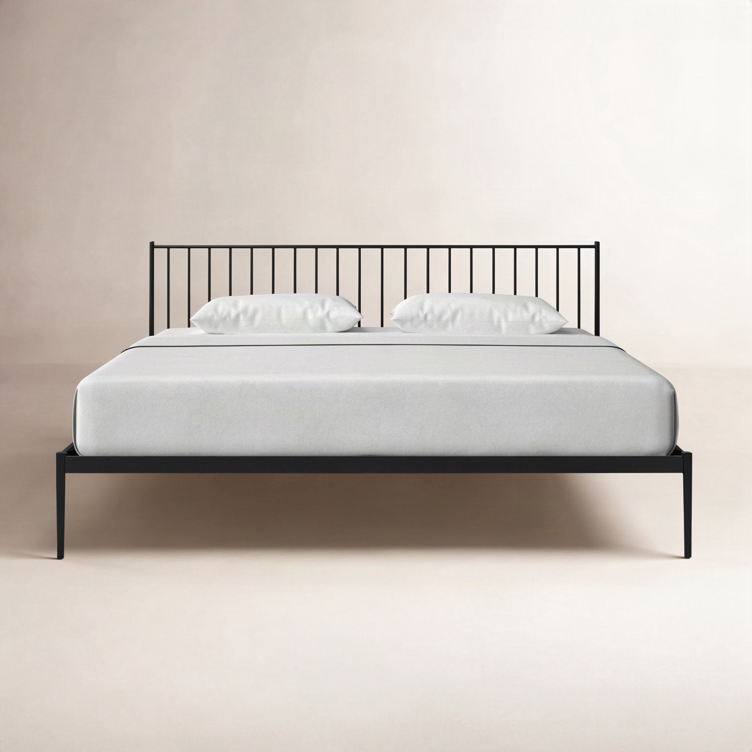 Aston Spindle Bed, Black, Queen