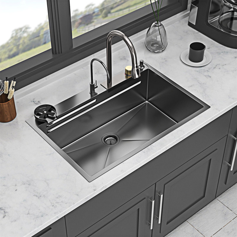 Évier de cuisine à simple cuve avec robinet escamotable et laveuse à tasse