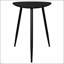 Table de bout triangulaire en bois massif Xander avec design moderne et support robuste pour des espaces de vie élégants