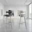 Tabouret de comptoir pivotant moderne pour un confort soutenu-129028333