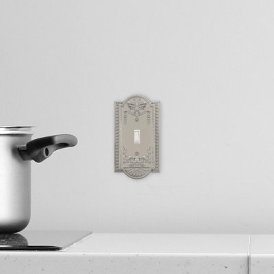 Meadows 1-Gang Toggle Light Switch Wall Plate