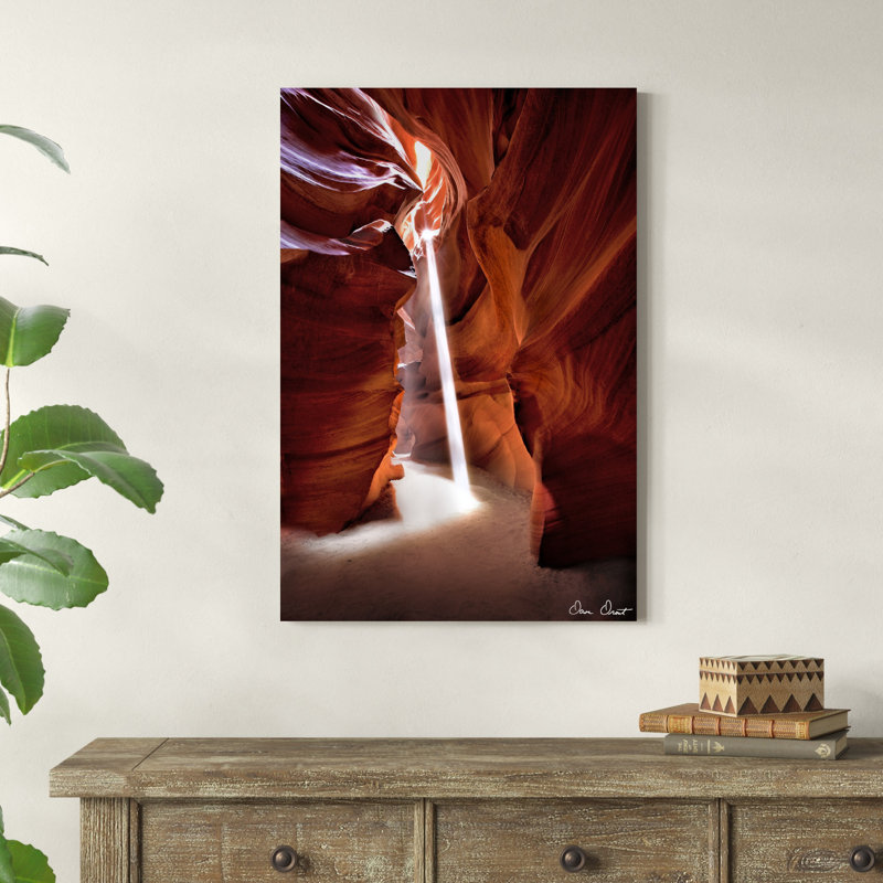 «Sun Shining Through Canyon VI» par David Drost - photographie sur toile tendue, H 36 po x l 24 po x P 1,25 po