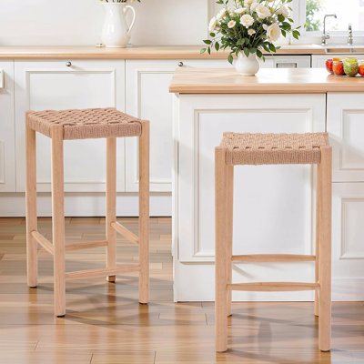 Paquet de 2 tabourets de bar industriels de 26,4 po de hauteur - sièges en corde de papier kraft, pieds et pieds réglables en bois d'hévéa, capacité de 250 lb, tabourets à hauteur de comptoir