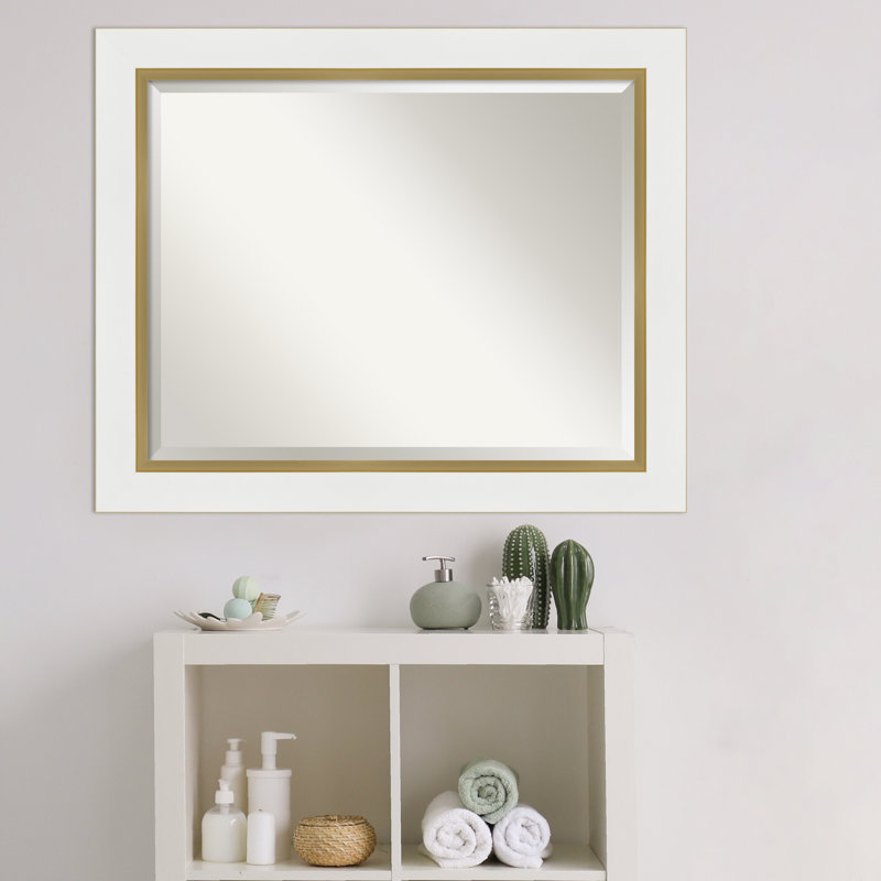 Miroir mural Quade, 33 po x 27 po, Blanc satiné / or