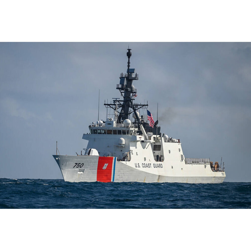 Maquette de bateau USCGC Bertholf WMSL-750, H 10 po x l 30 po x P 5 po