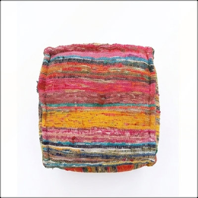 Pouf carré Boho fabriqué à la main, tissu Chindi multicolore, 20 x 20 x 14 pouces, confortable et élégant pour la maison