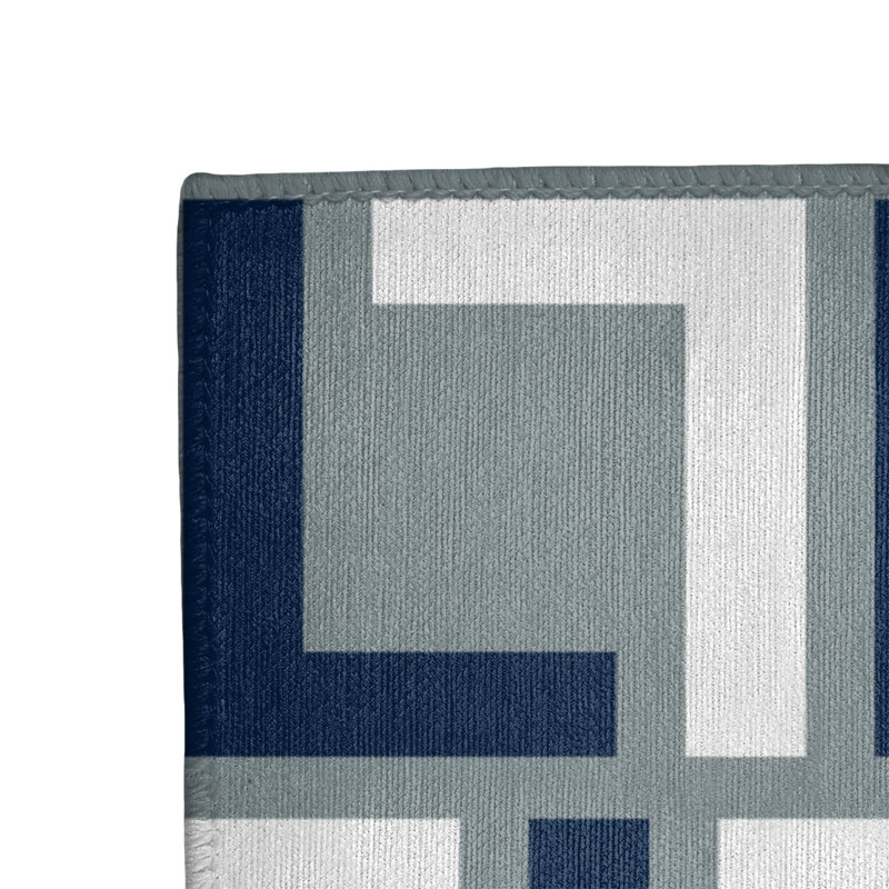 Tapis géométrique blanc cassé / bleu marine / gris, Rectangle 8 pi x 10 pi