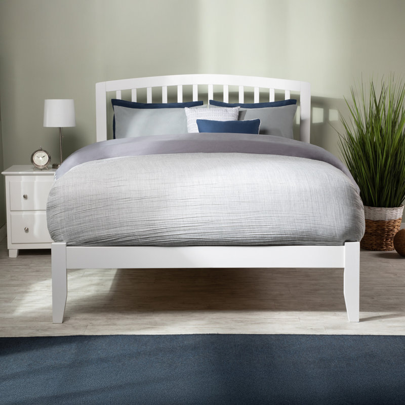 Lit plateforme en bois massif Careaga, Blanc, Grand lit