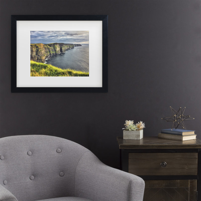 Art mural encadré - Décoration murale «Cliff of Moher Ireland» par Pierre Leclerc avec cadre mat - Art du salon, de la cuisine et de la salle de bain - 11 x 14