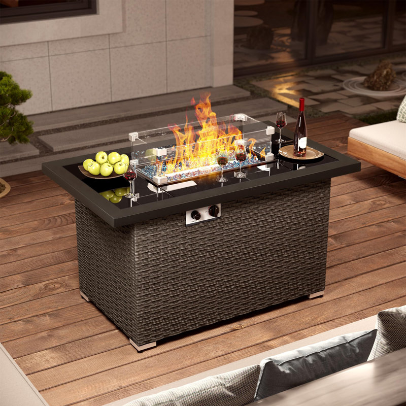 Table de foyer d'extérieur au propane de 44 po avec couvercle