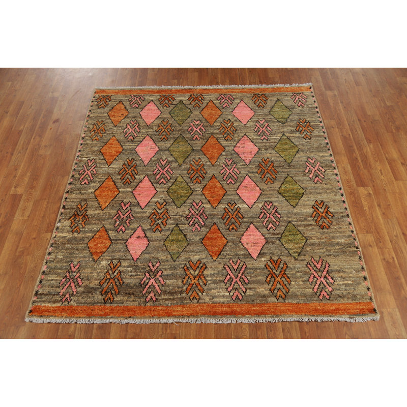 Tapis carré géométrique en laine marocain 6 x 6