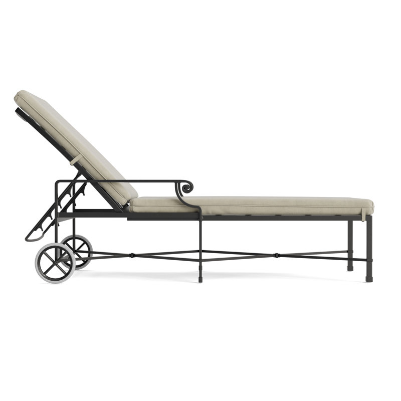 Venetian Outdoor Chaise Lounge, Fusion Charcoal, Textured Pewter