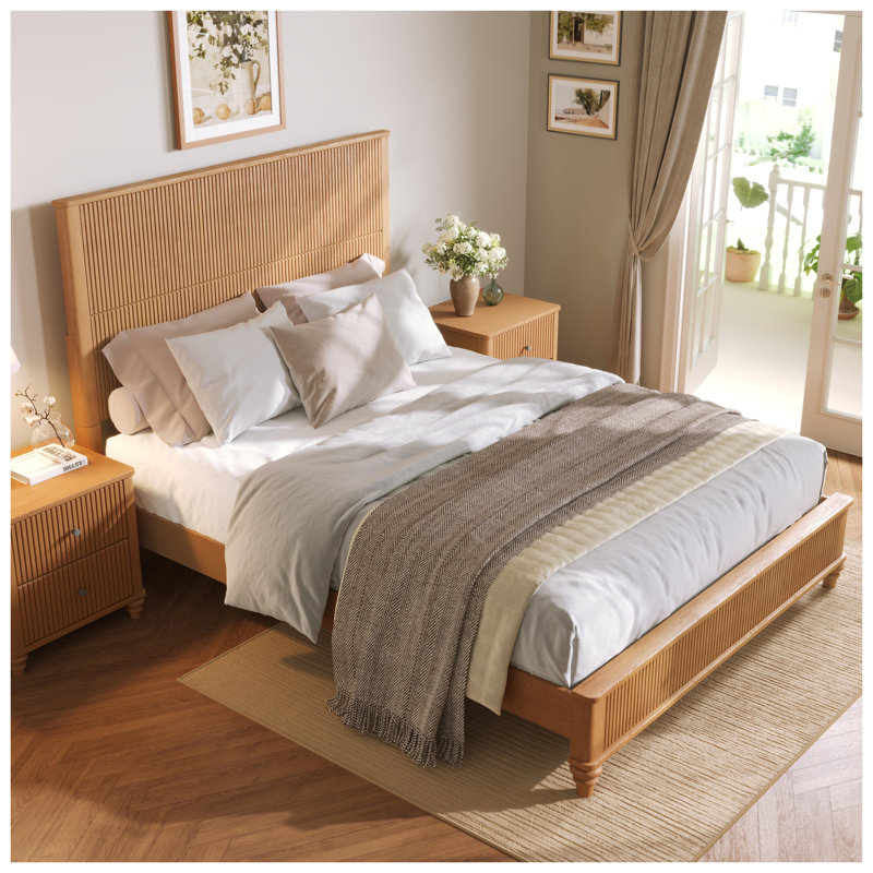 Ensemble de chambre à coucher 3 pièces pour lit queen avec cadre de lit en bois massif et 2 tables de chevet, fini naturel
