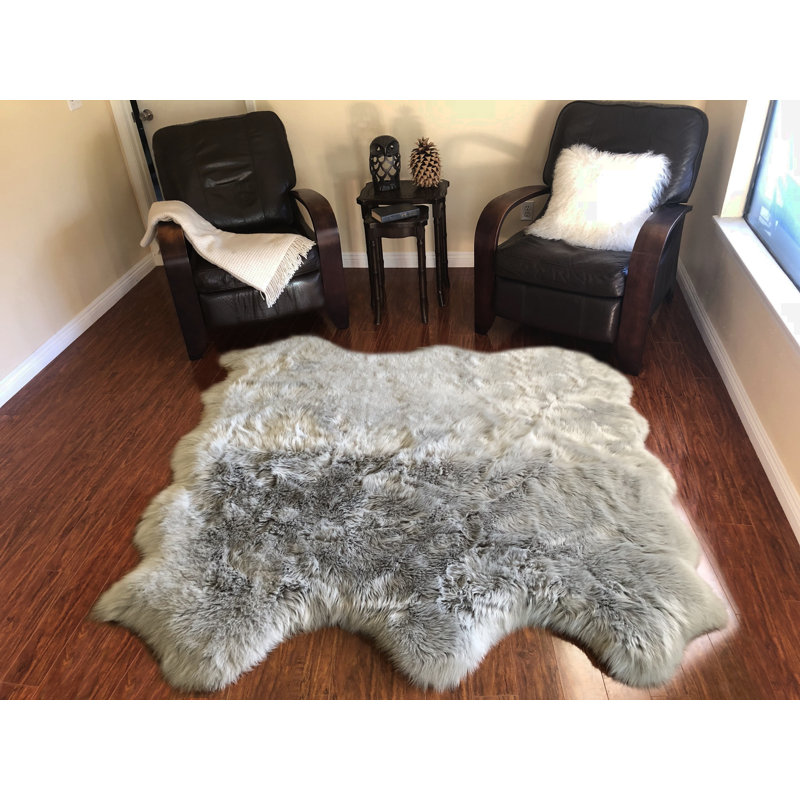 Whetsel Performance Sheepskin Indoor Rug, Novelty 5'7" x 5'