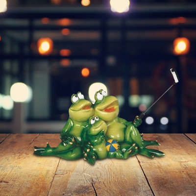 Jayvonni 9.25"W Frog Family Animal Figurine Unique Gifts