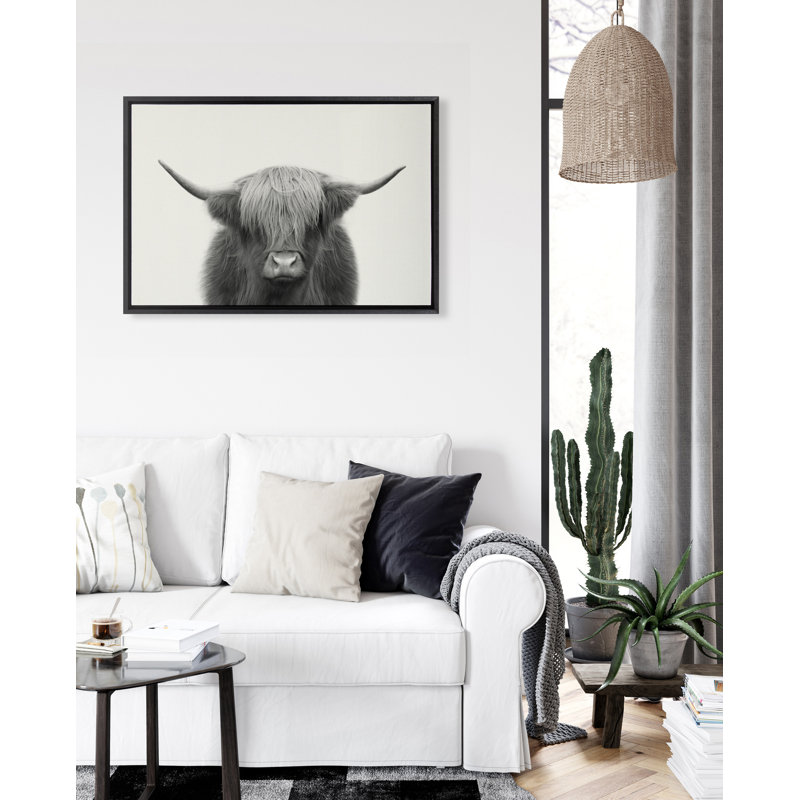 «Hey Dude Highland Cow BW» par The Creative Bunch Studio, reproduction d'art sur toile encadrée, H 23 po x l 33 po, Noir