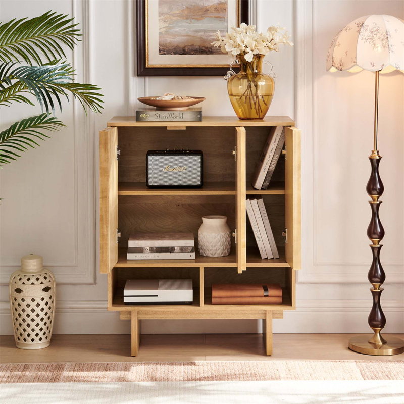 Buffet moderne du milieu du siècle avec design à lattes grillagées et étagères de rangement ajustables pour la maison