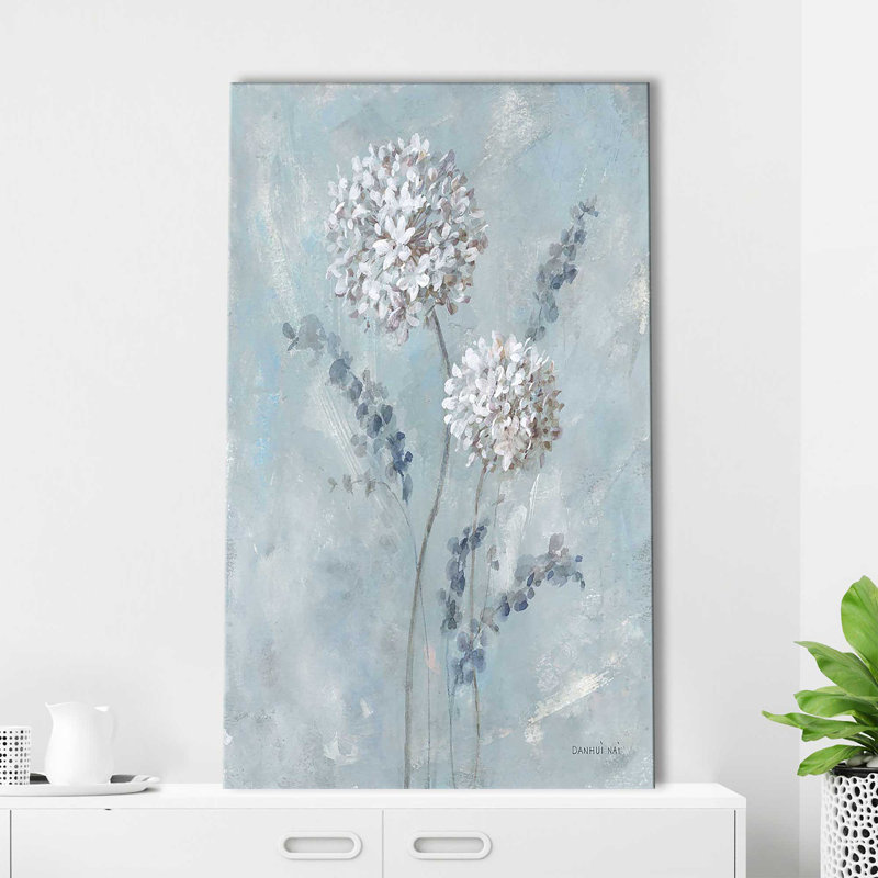 Airy Blooms II par Danhui Nai - Peinture, Toile tendue, H 60 po x l 36 po x P 1,5 po
