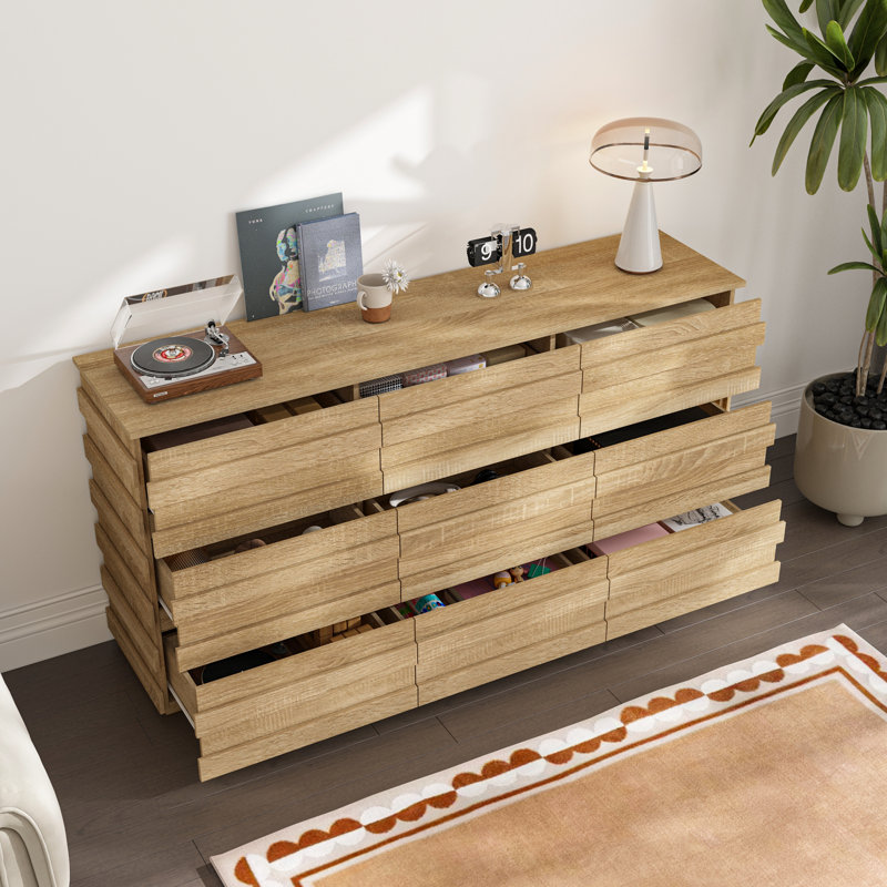 Commode 9 tiroirs l 63 po avec poignées cachées