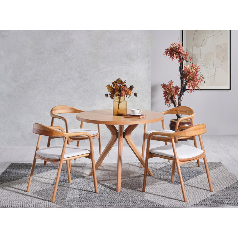 Ferro 4 - Person Dining Set