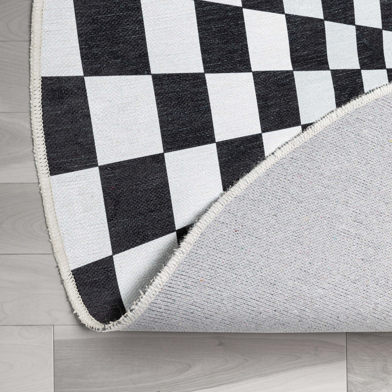 Checkered Indoor Rug, Round 5'3"