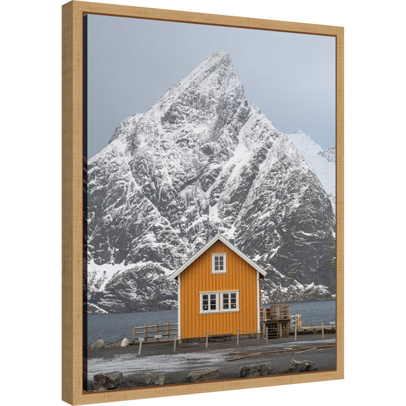 «The Yellow Village III» par Danny Head, reproduction d'art sur toile encadrée, H 20 po x l 16 po