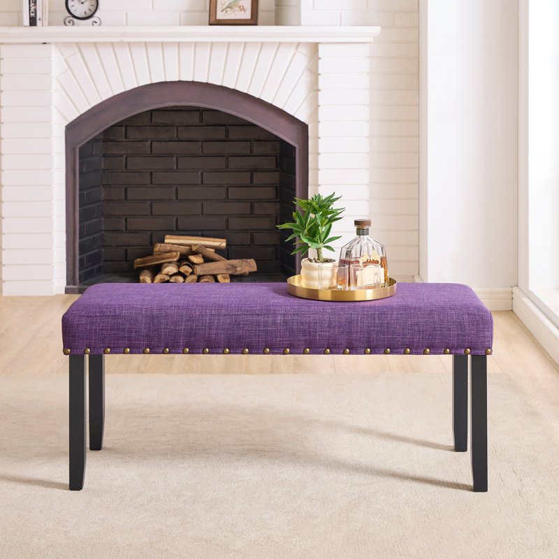 Banc de salle à manger en tissu Biony avec garniture cloutée, mauve