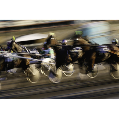 Motion Blur of Harness Racing par Instants