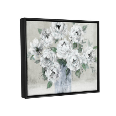 «Traditional White Flower Bouquet» par Carol Robinson - peinture à cadre flottant sur toile