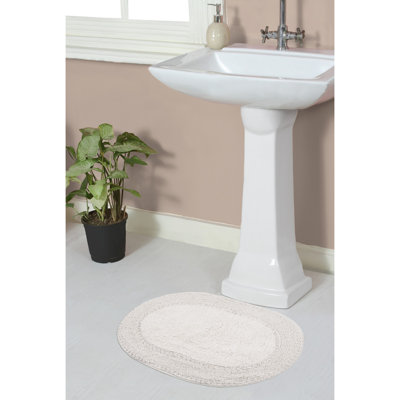 Yinka Bath Rug