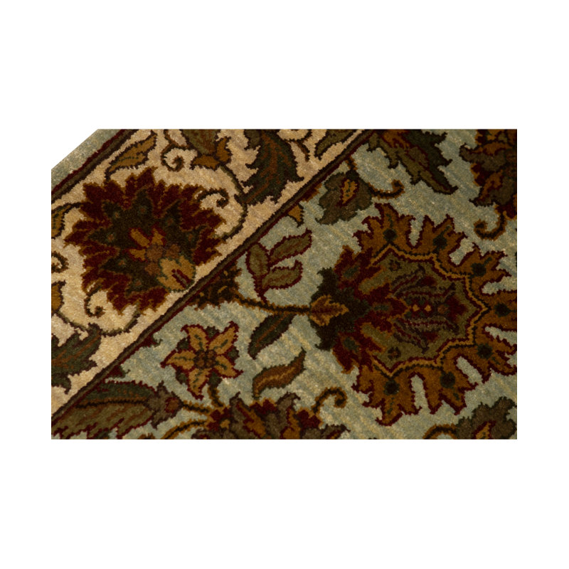 Mountain Oriental Indoor Rug
